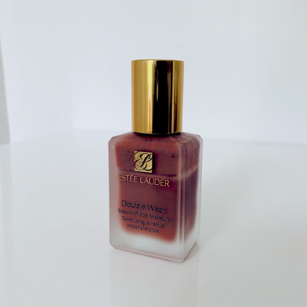 Estee Lauder Double Wear 7C1 Rich Mahogany